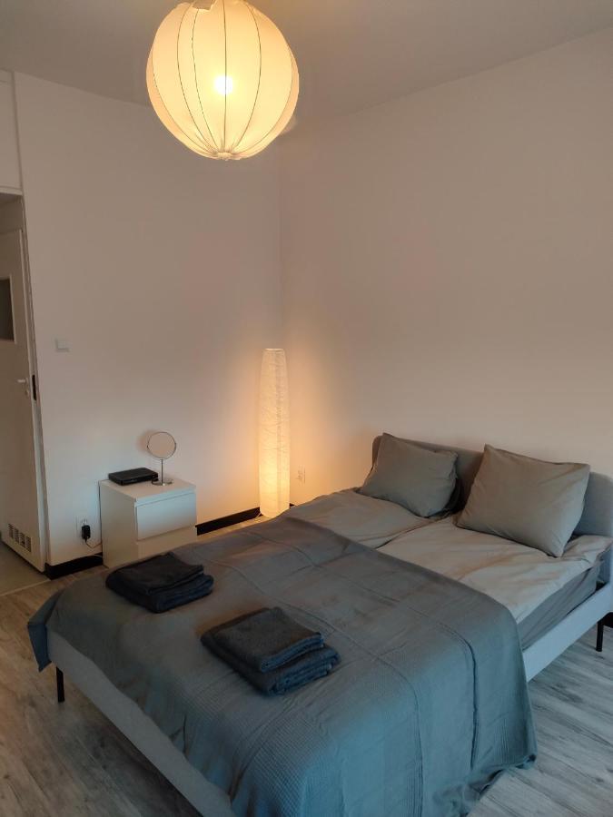 Cozy Room - 10 Min.From Rynek Вроцлав Экстерьер фото
